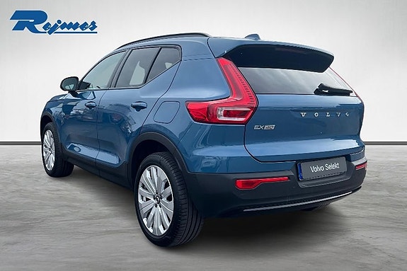 Volvo EX40 2 of 25