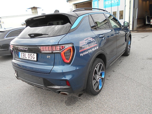Lynk & Co 01 3 of 6