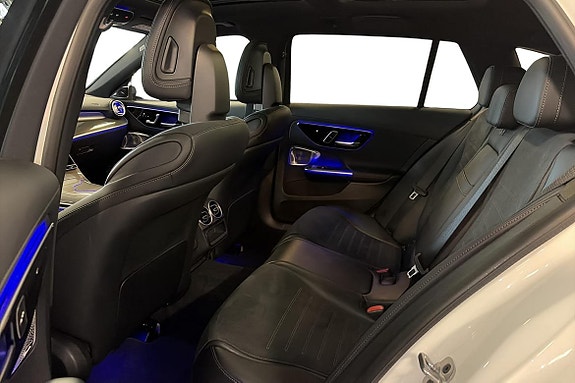 Mercedes-Benz C300 de 24 of 27