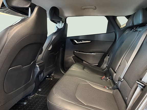 Kia EV6 9 of 15