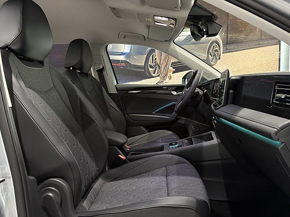 Volkswagen Tiguan 18 of 21