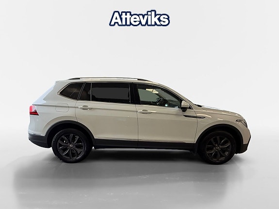 Volkswagen Tiguan Allspace 2 of 16