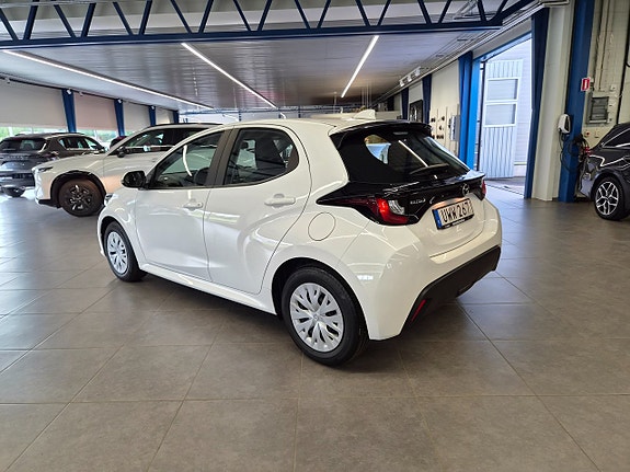 Mazda 2 3 of 14