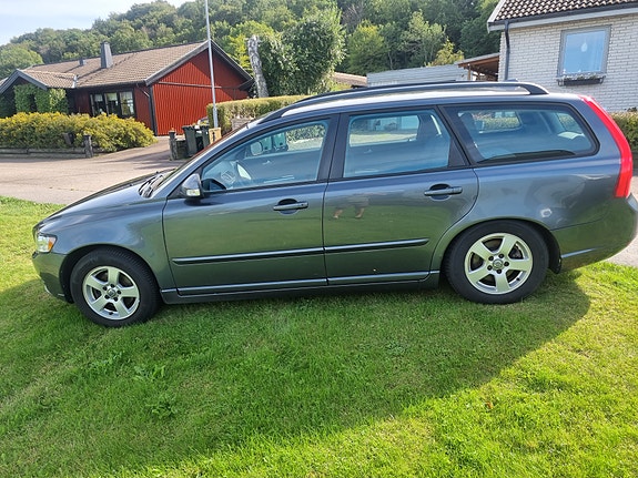 Volvo V50 4 of 10