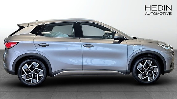 BYD Atto 3 4 of 12
