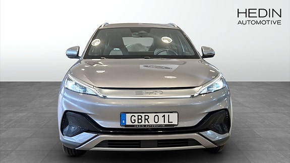 BYD Atto 3 2 of 12