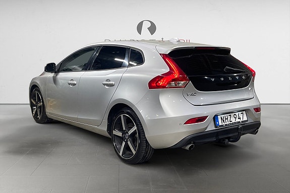 Volvo V40 5 of 17