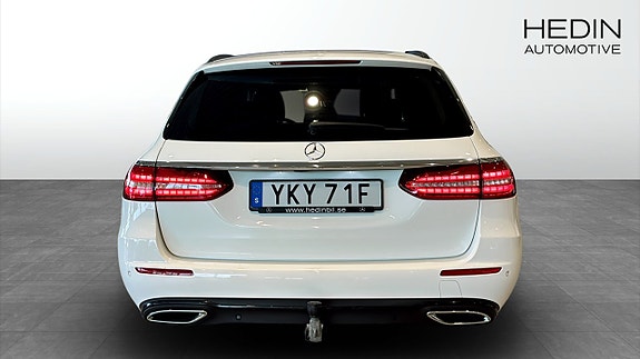 Mercedes-Benz E300 de 7 of 12