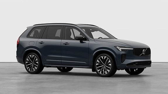 Volvo XC90 4 of 17