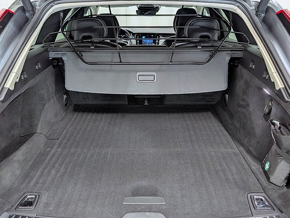 Volvo V90 14 of 16