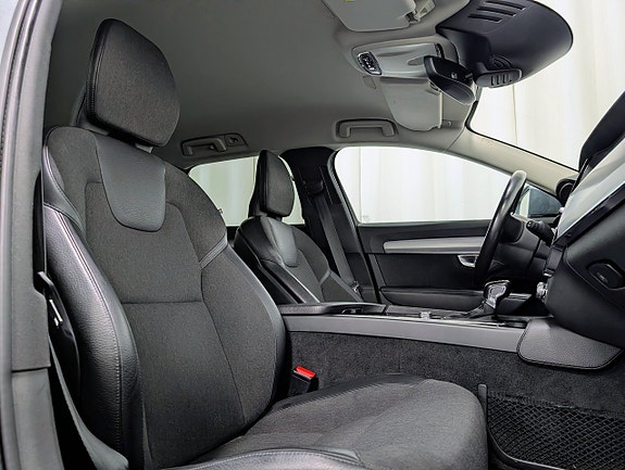 Volvo V90 11 of 16