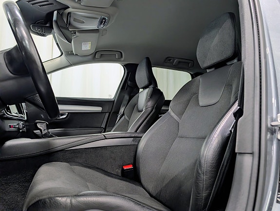 Volvo V90 10 of 16