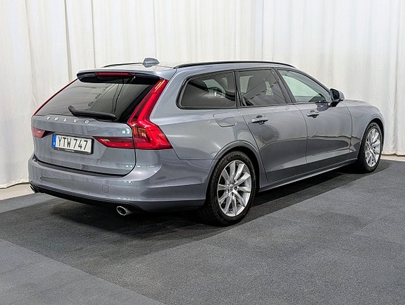 Volvo V90 4 of 16