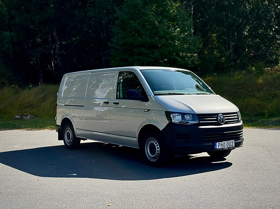 Volkswagen Transporter 3 of 14