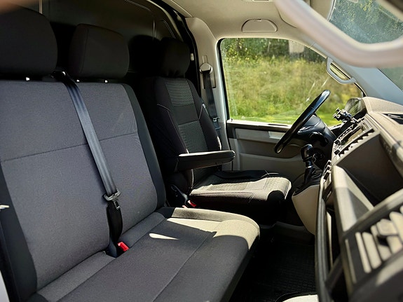 Volkswagen Transporter 12 of 14