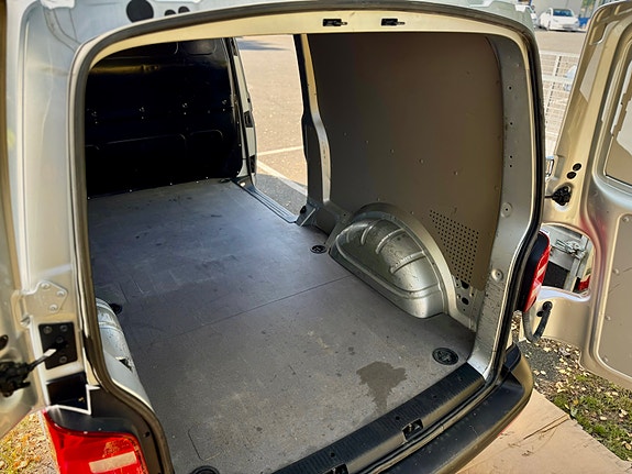 Volkswagen Transporter 10 of 14