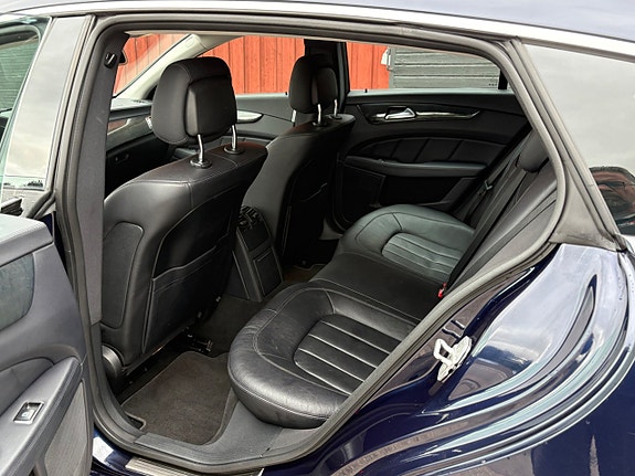 Mercedes-Benz CLS350 10 of 19