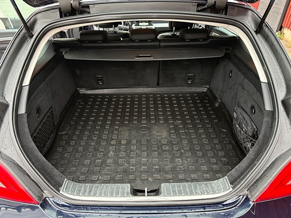 Mercedes-Benz CLS350 14 of 19