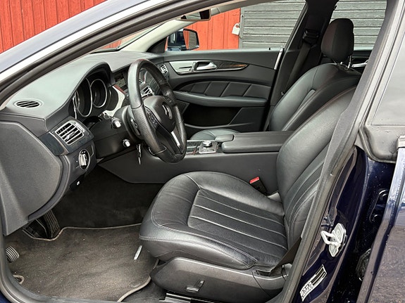 Mercedes-Benz CLS350 8 of 19