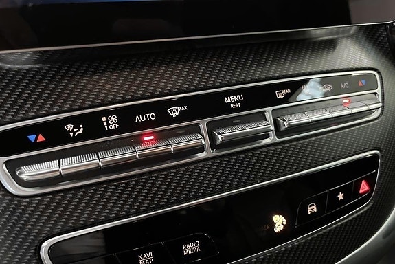 Mercedes-Benz V300 d 13 of 14
