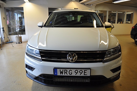 Volkswagen Tiguan 8 of 16