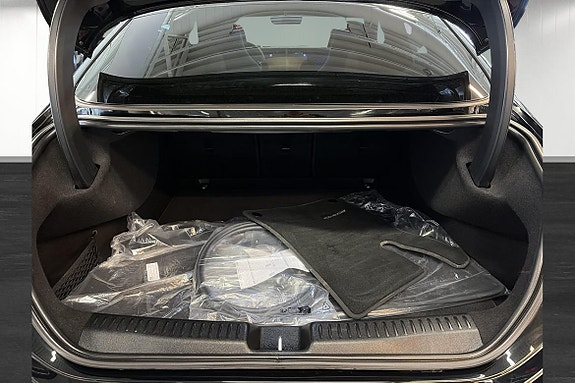 Mercedes-Benz CLA350 24 of 25