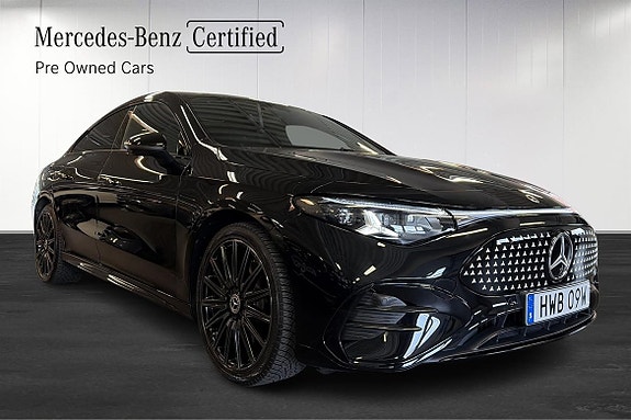 Mercedes-Benz CLA350 3 of 25
