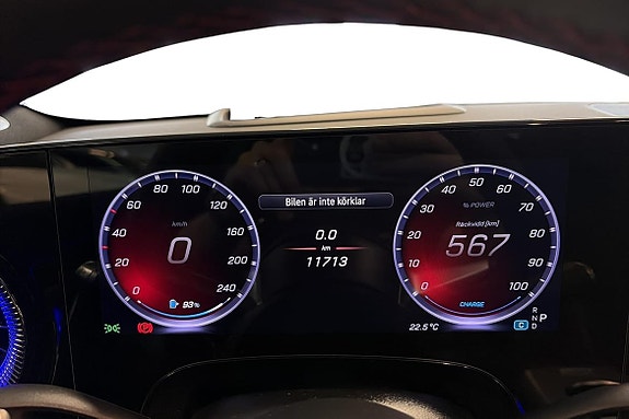 Mercedes-Benz CLA350 15 of 25