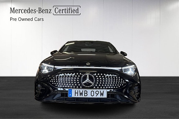 Mercedes-Benz CLA350 2 of 25