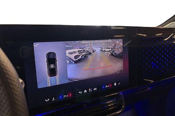 Mercedes-Benz CLA350 17 of 25