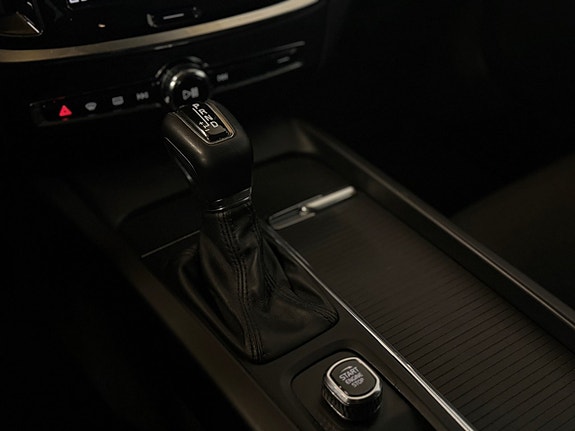 Volvo V60 Cross Country 18 of 22