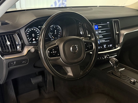 Volvo V60 Cross Country 9 of 22