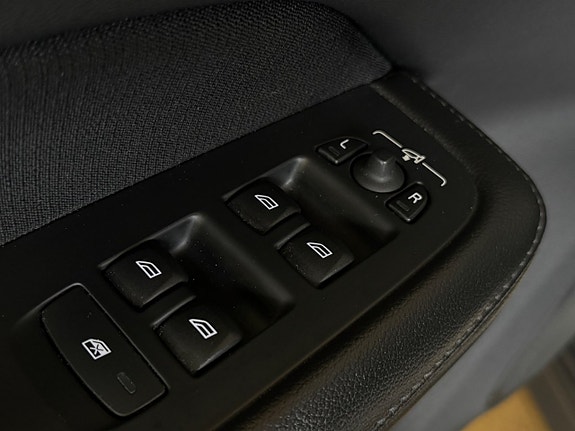 Volvo V60 Cross Country 19 of 22