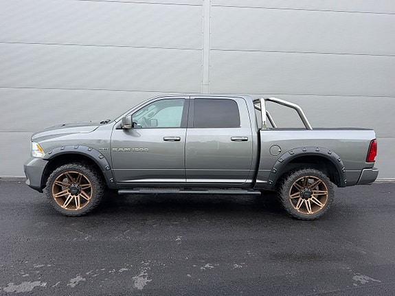 Dodge RAM 1500 4 of 21