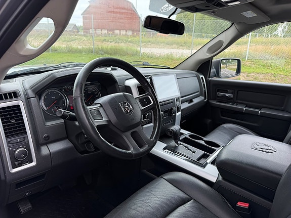 Dodge RAM 1500 11 of 21