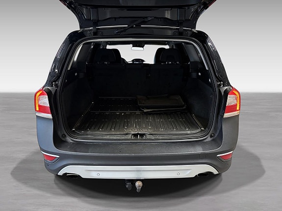 Volvo XC70 9 of 16
