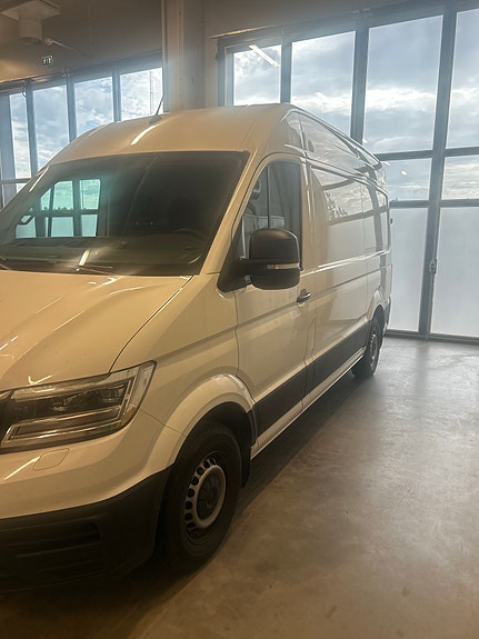 Volkswagen Crafter 35 2 of 9