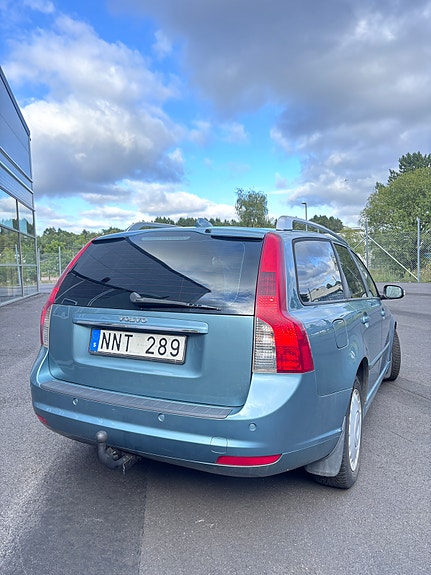 Volvo V50 6 of 12