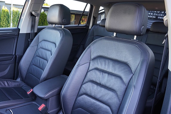 Volkswagen Tiguan Allspace 12 of 27