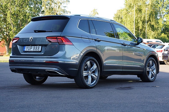 Volkswagen Tiguan Allspace 2 of 27