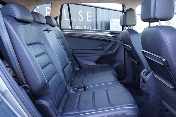 Volkswagen Tiguan Allspace 19 of 27