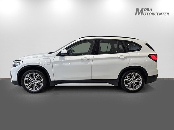 BMW X1 4 of 14