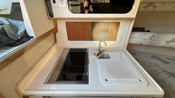 Sea Ray 31 Amberjack -1992 19 of 26