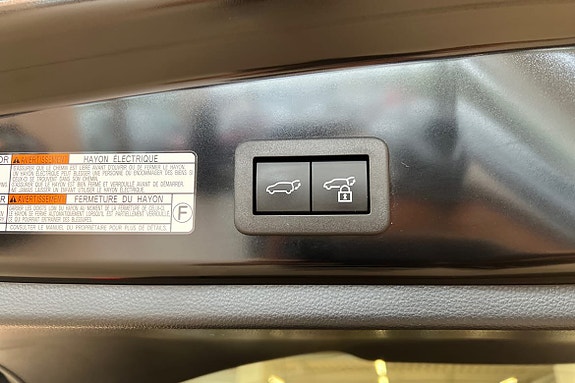 Toyota Corolla Cross 23 of 30