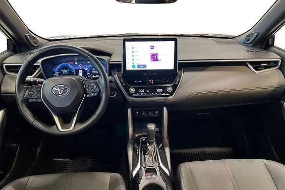 Toyota Corolla Cross 10 of 30