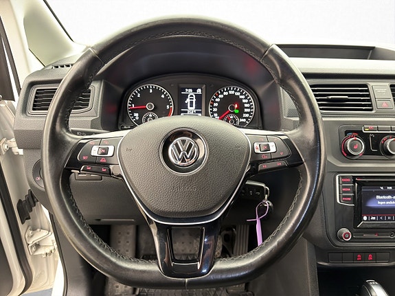 Volkswagen Caddy Maxi 19 of 30