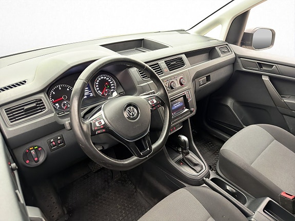 Volkswagen Caddy Maxi 18 of 30