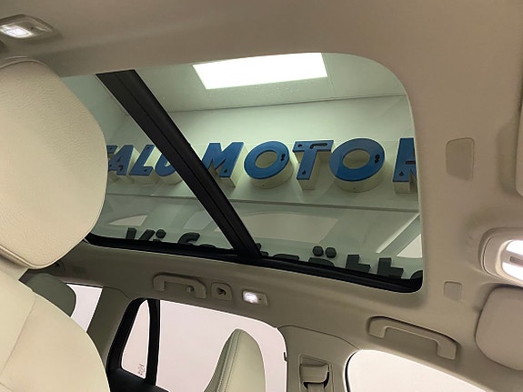 Volvo V60 11 of 11