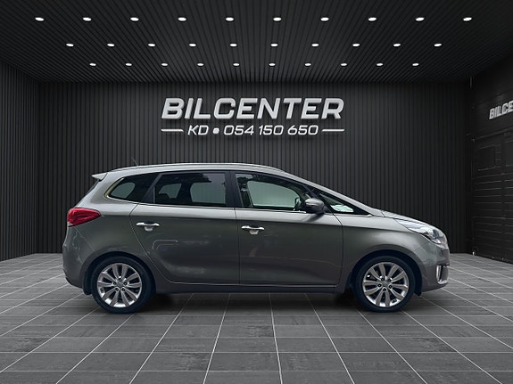 Kia Carens 5 of 20