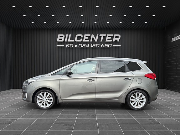 Kia Carens 4 of 20